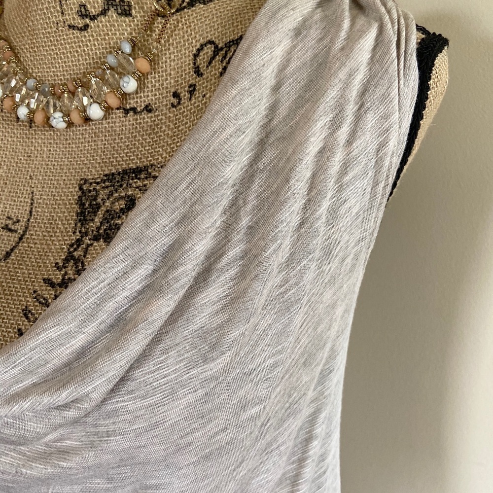 •Bluheaven• rosette back top - Picture 3 of 8